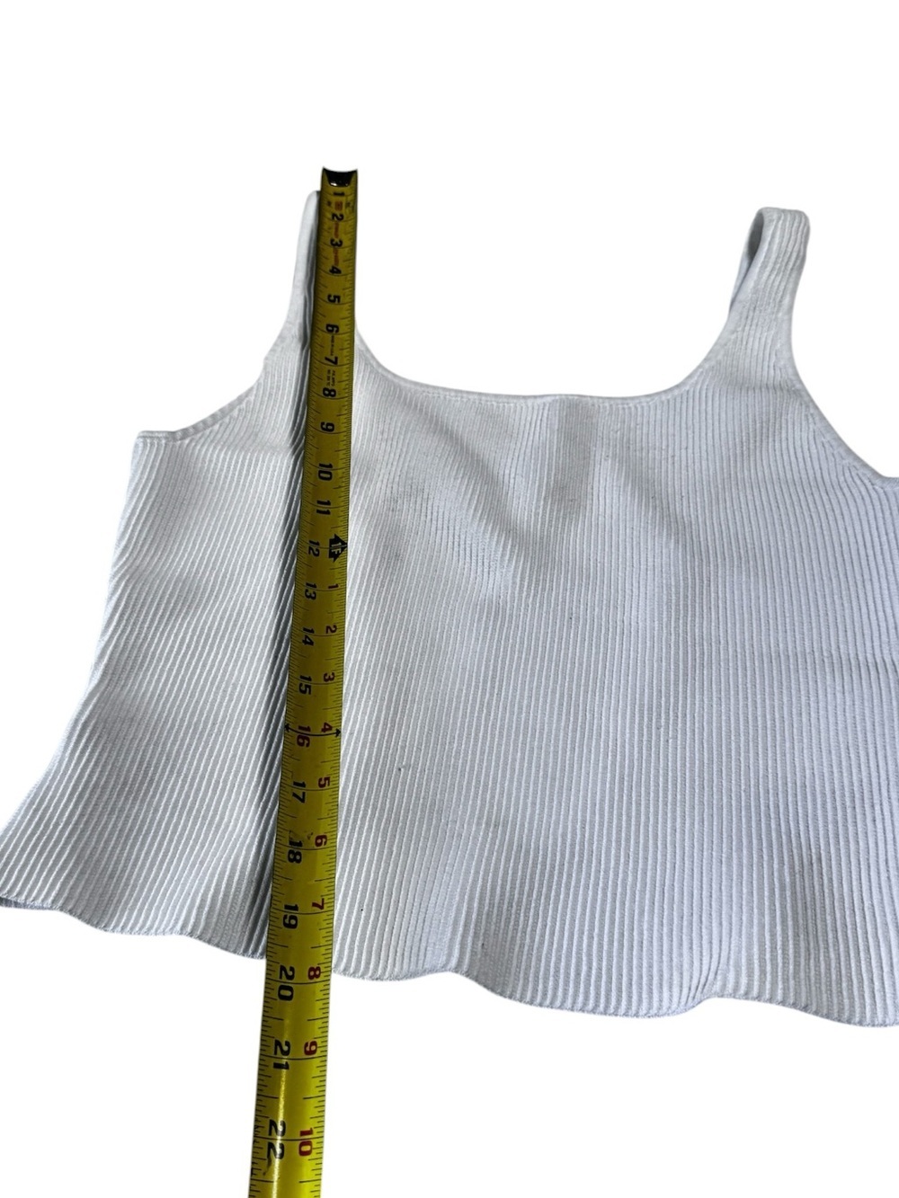 Aritzia Babaton Sculpt Knit Squareneck Cropped L Tank White Sweater Top Minimal - Picture 12 of 14